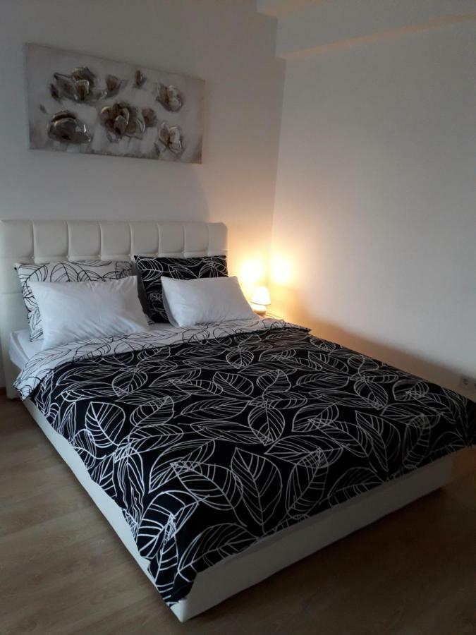 Apartman Mmvg Studio Zagreb Airport Velika Gorica Exterior photo